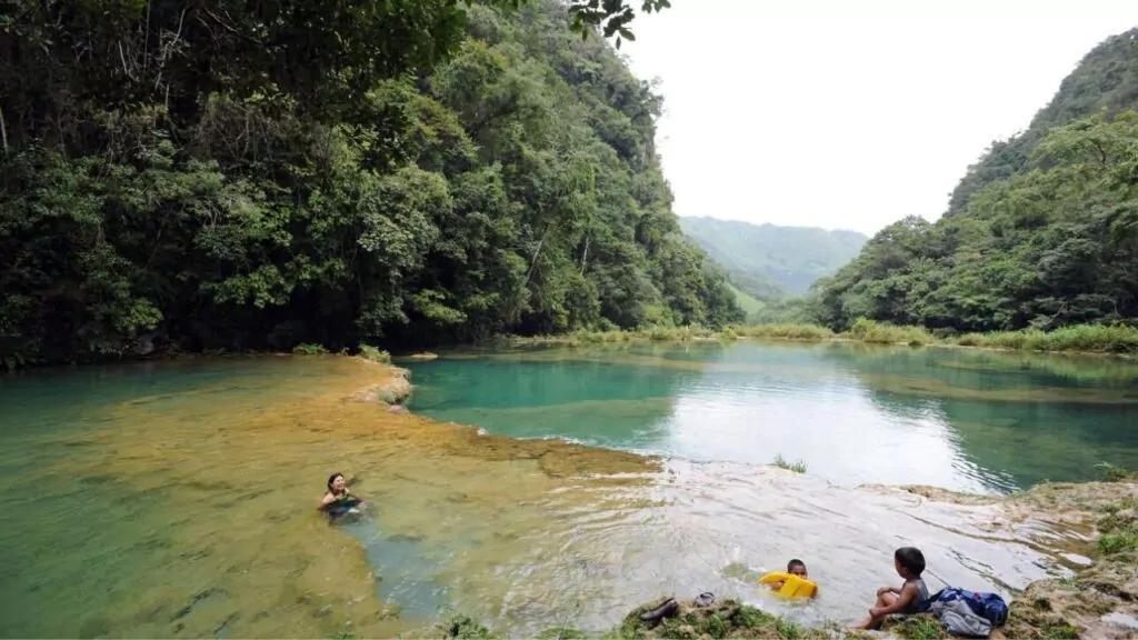 Semuc Champey, in the Alta Verapaz region of Guatemala, consists of a natural limestone bridge and natural pool.