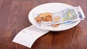 Global Tipping Etiquette